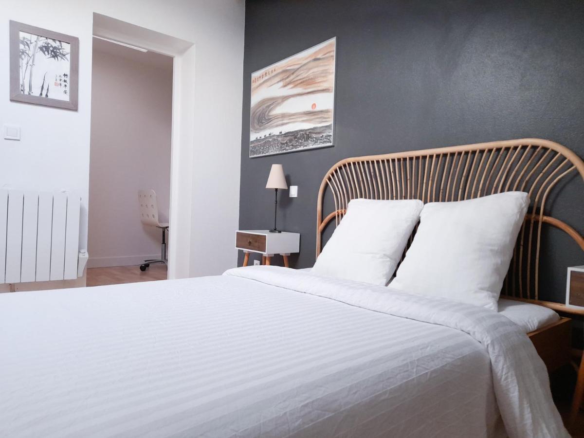 Duplex Lumineux Avec Bureau Separe Dans Le Centre Apartment Bordeaux Bagian luar foto
